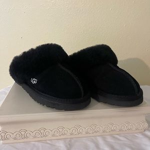 CLASSIC UGG SLIPPER